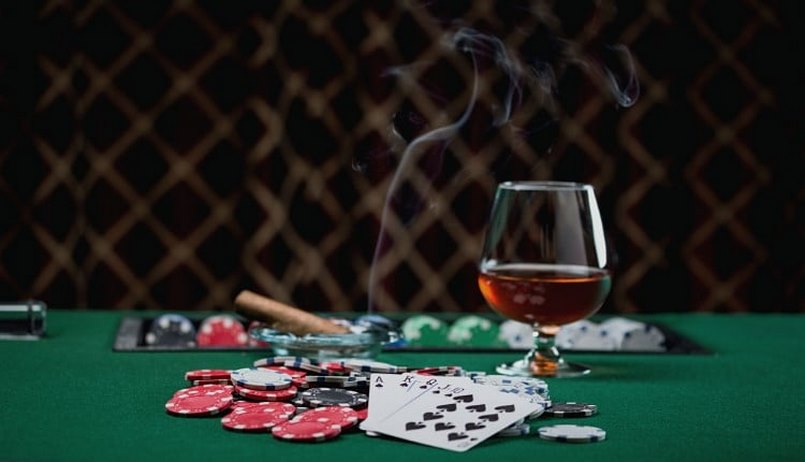 Poker game bài hấp dẫn có tính chiến thuật cực kỳ cao